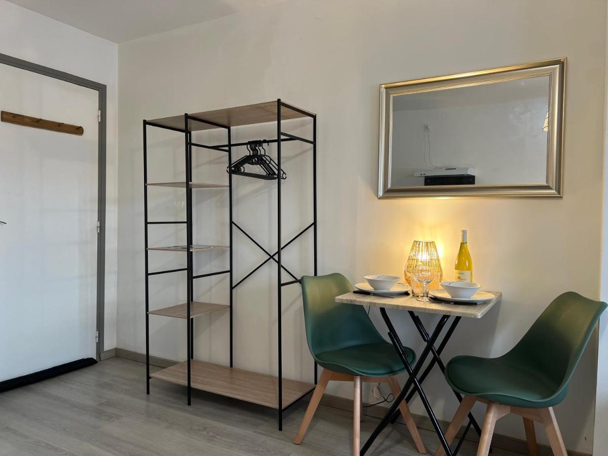 L'Auberge De La Gare, Appartements Tout Confort, Proches Gare Yzeure Kültér fotó